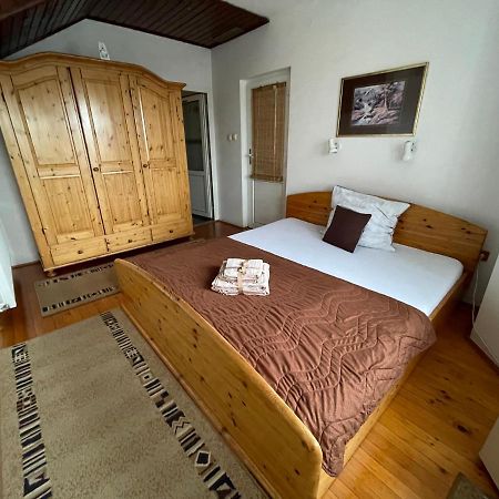 Guest House Luxotel Zrenjanin Eksteriør billede
