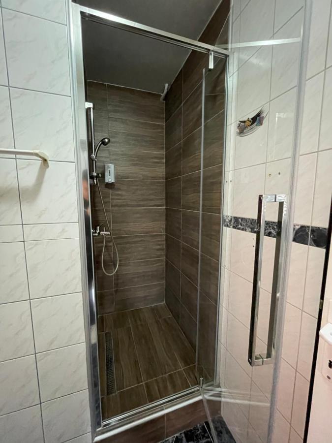 Guest House Luxotel Zrenjanin Eksteriør billede