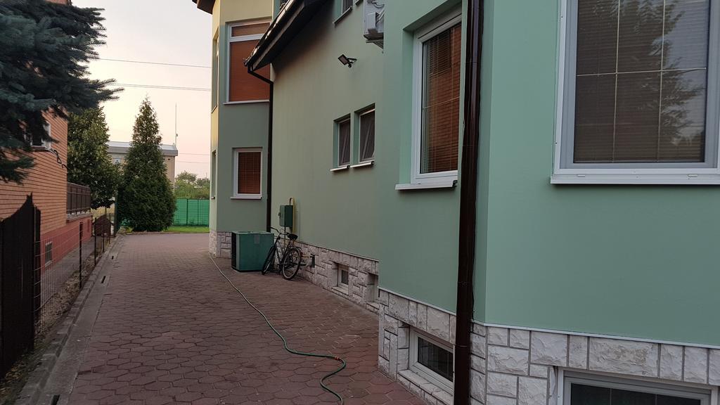 Guest House Luxotel Zrenjanin Eksteriør billede